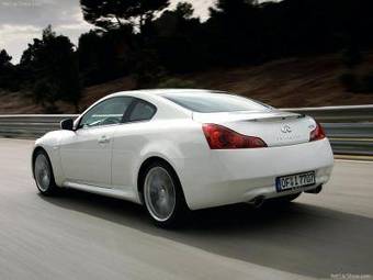 2010 Infiniti G35 Pictures