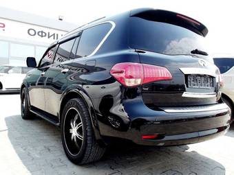 2010 Infiniti QX56 Photos