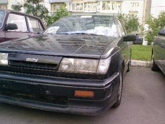 Isuzu gemini 1989