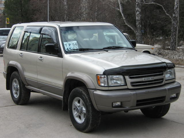 Isuzu trooper 2002