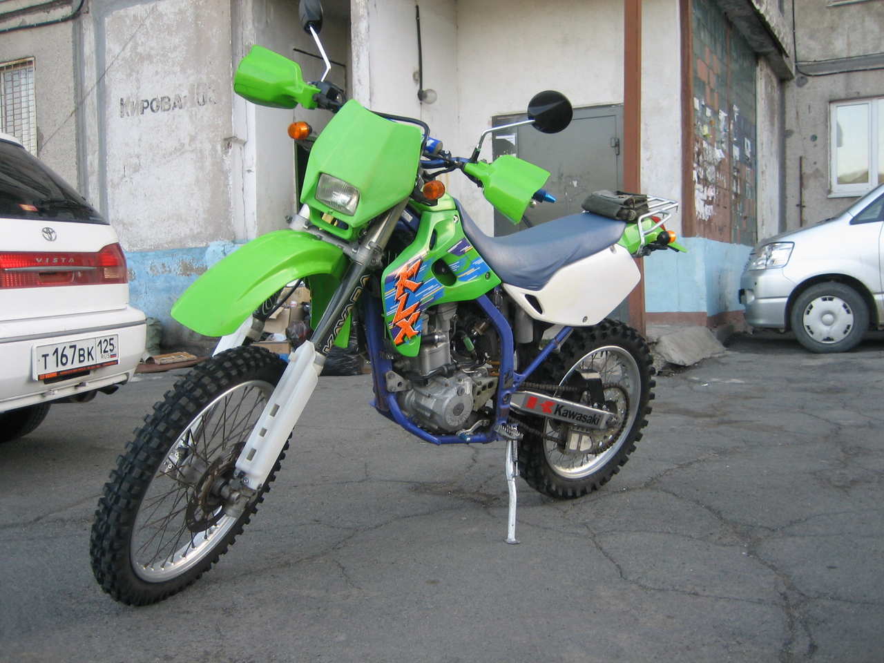 1994 Kawasaki KLX250 specs, Engine size 0.3