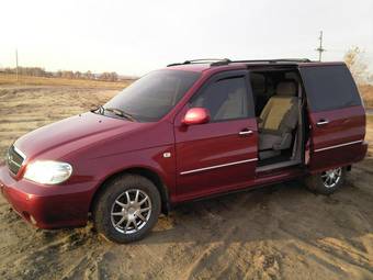 Kia carnival 2005 год