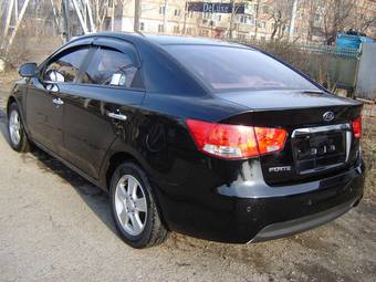 2010 Kia Forte Pictures