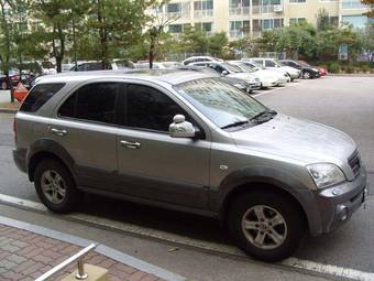 2003 Kia Sorento Photos