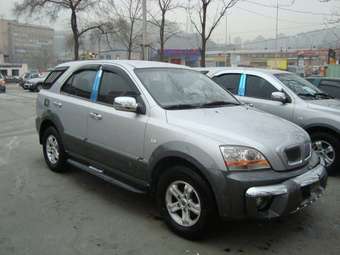 2004 Kia Sorento Photos