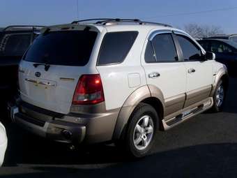 2005 Kia Sorento Photos