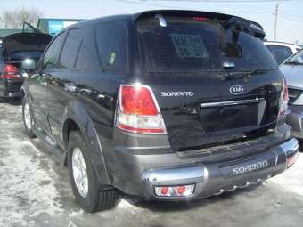 2005 Kia Sorento Photos