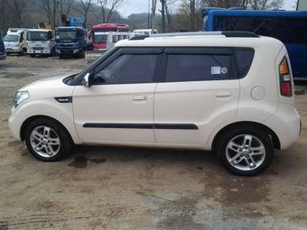 2010 Kia Soul Images