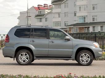 2005 Lexus GX470 Photos