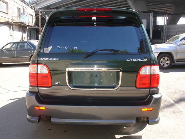 2000 Lexus LX470