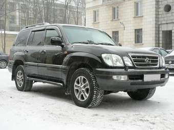 2004 Lexus LX470