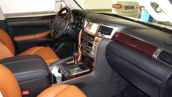 2012 Lexus LX570 Pictures