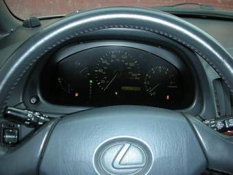 1999 Lexus RX300 Pictures