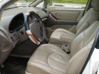 1999 Lexus RX300 Images