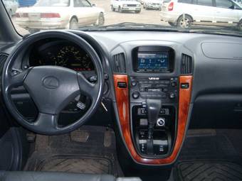 1999 Lexus RX300 Photos