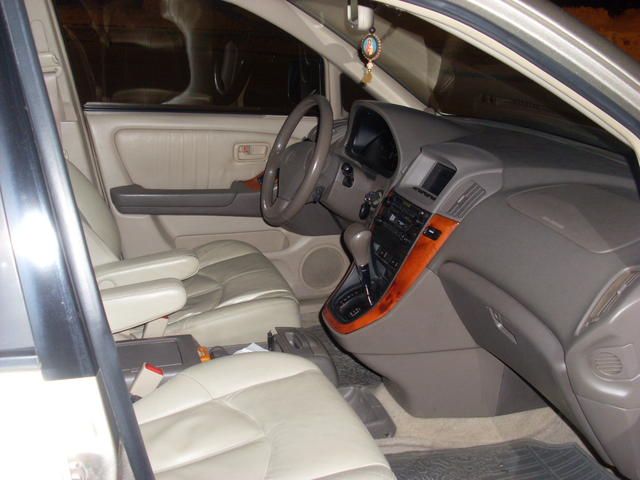 2000 Lexus RX300