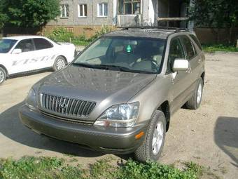 2000 Lexus RX300 Photos