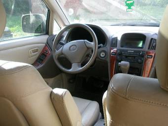 2000 Lexus RX300 Photos