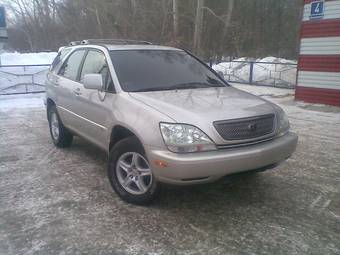 2001 Lexus RX300 Pics