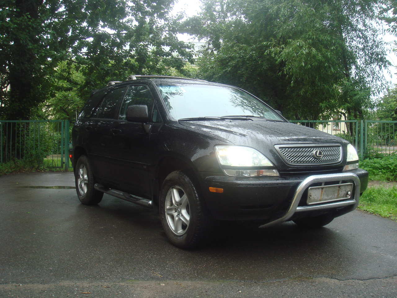 Lexus rx300 2001 год