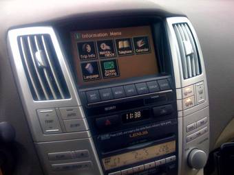 2004 Lexus RX330 Pictures