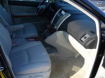 2004 Lexus RX330 Photos