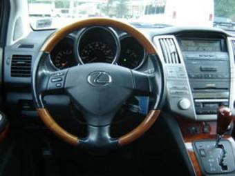 2005 Lexus RX330 Pics