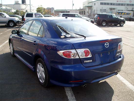2002 Mazda Atenza Pictures