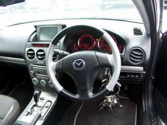 2003 Mazda Atenza Pictures