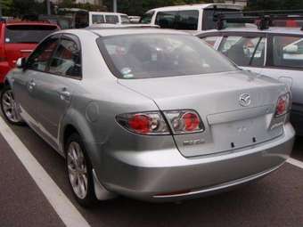 2005 Mazda Atenza Pictures