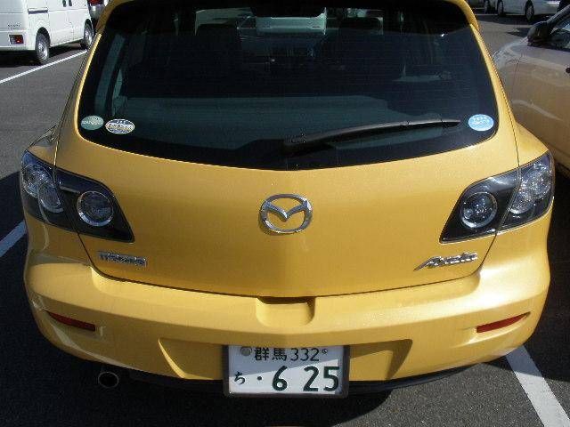 2004 Mazda Axela