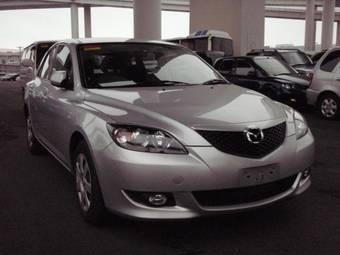 2006 Mazda Axela Photos