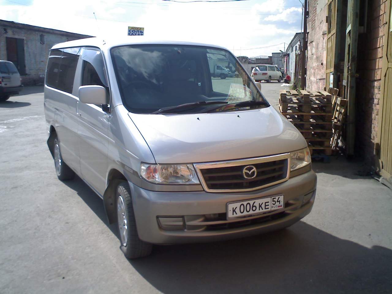 Фото mazda bongo friendee