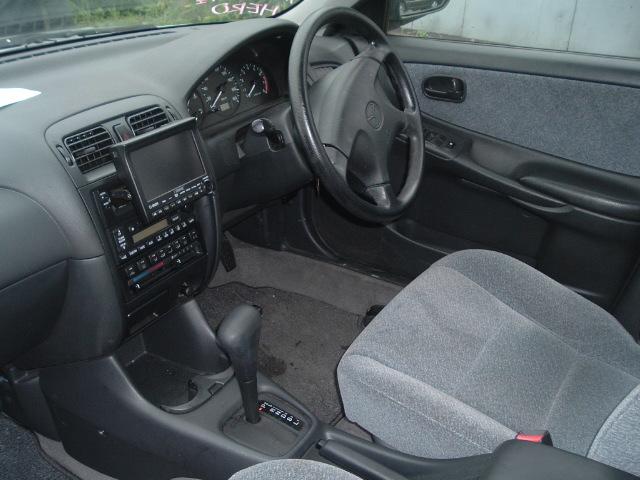 1998 Mazda Capella Pics