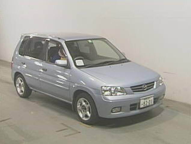 2000 Mazda Demio Pictures