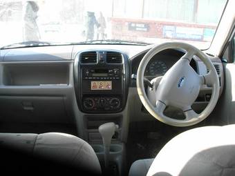 2000 Mazda Demio Pictures