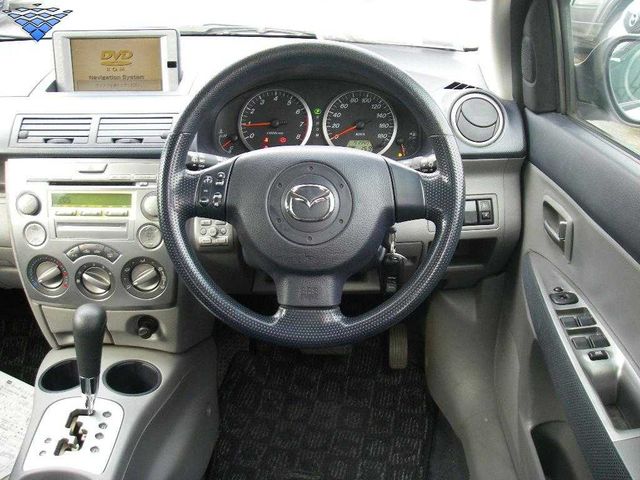 2003 Mazda Demio