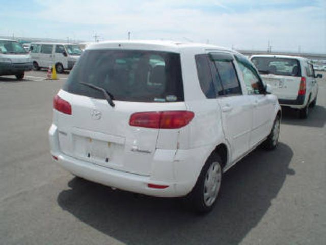 2003 Mazda Demio