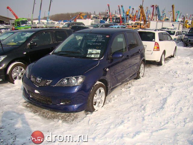 2003 Mazda Demio