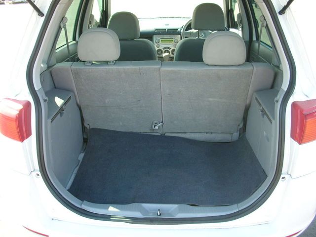 2003 Mazda Demio