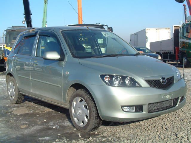 2003 Mazda Demio