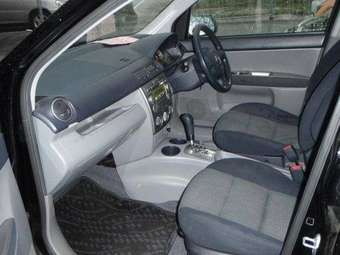 2003 Mazda Demio Pictures