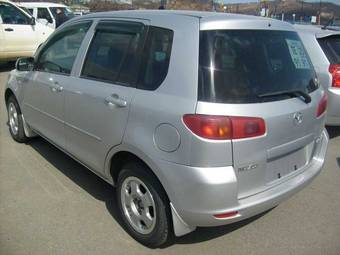 2003 Mazda Demio Pics