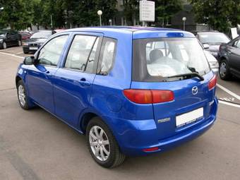 2003 Mazda Demio Images