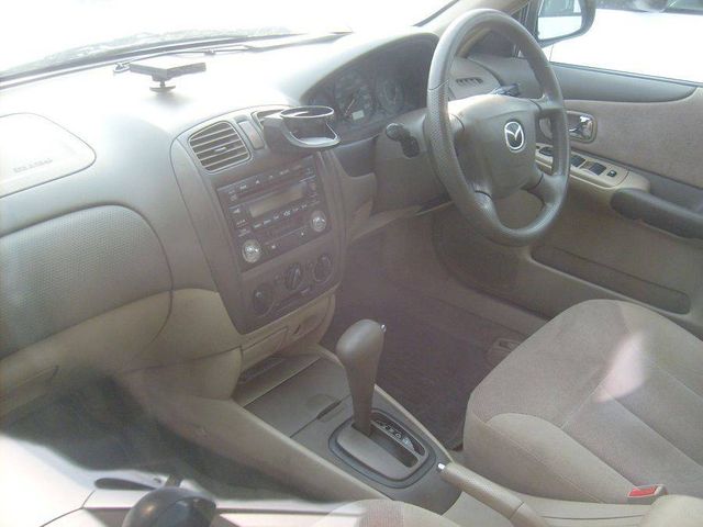 2002 Mazda Familia