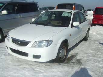 2002 Mazda Familia Photos