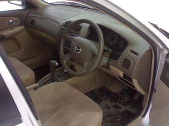 2002 Mazda Familia Pictures