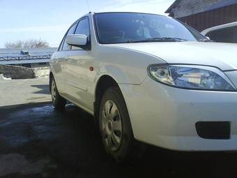 2002 Mazda Familia Pictures