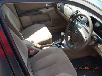 2002 Mazda Familia Pictures