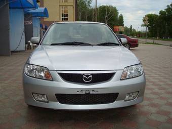 2002 Mazda Familia Photos